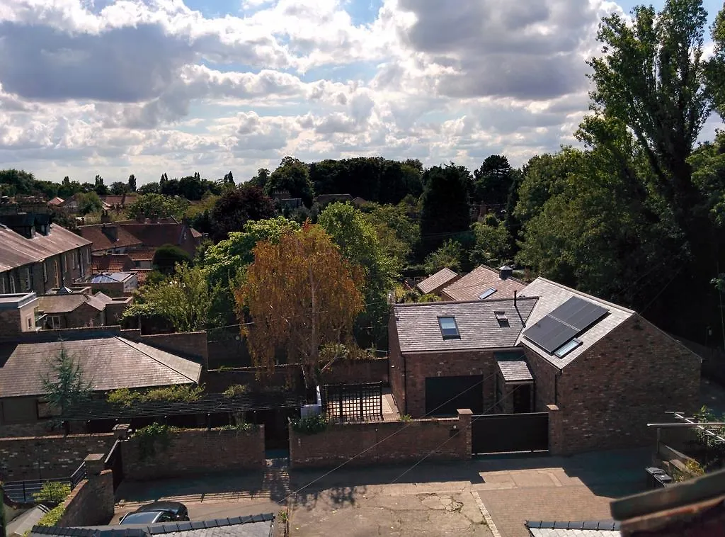 Hostel Astley House York
